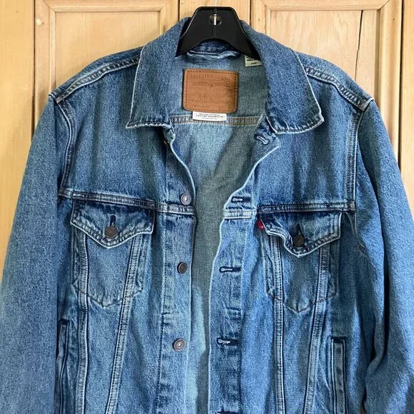 Levi's Premium Womens Vintage Fit Denim Trucker Jacket Size Small Blue FA EXC - Picture 5 of 12